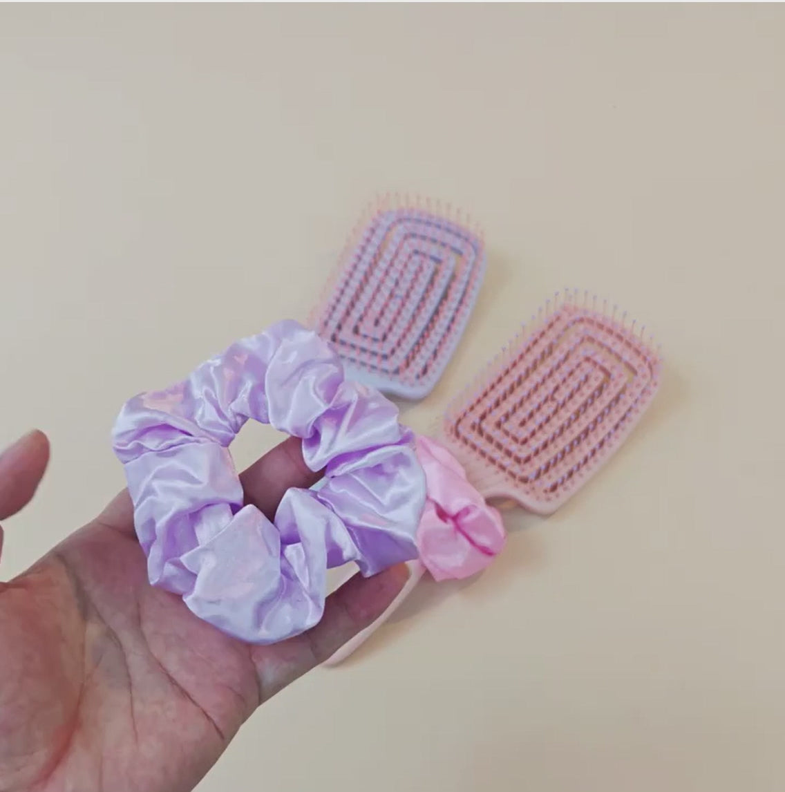 New Volumizing Detangling Hair Massage comb Hair Massage Comb with Hollowed-Out Design hair styling tools for real hair wigs